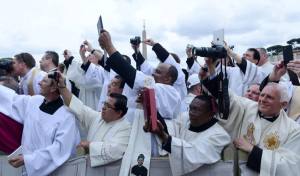 25d4c245fb5f489692b918af59359415-435_MGZOOM