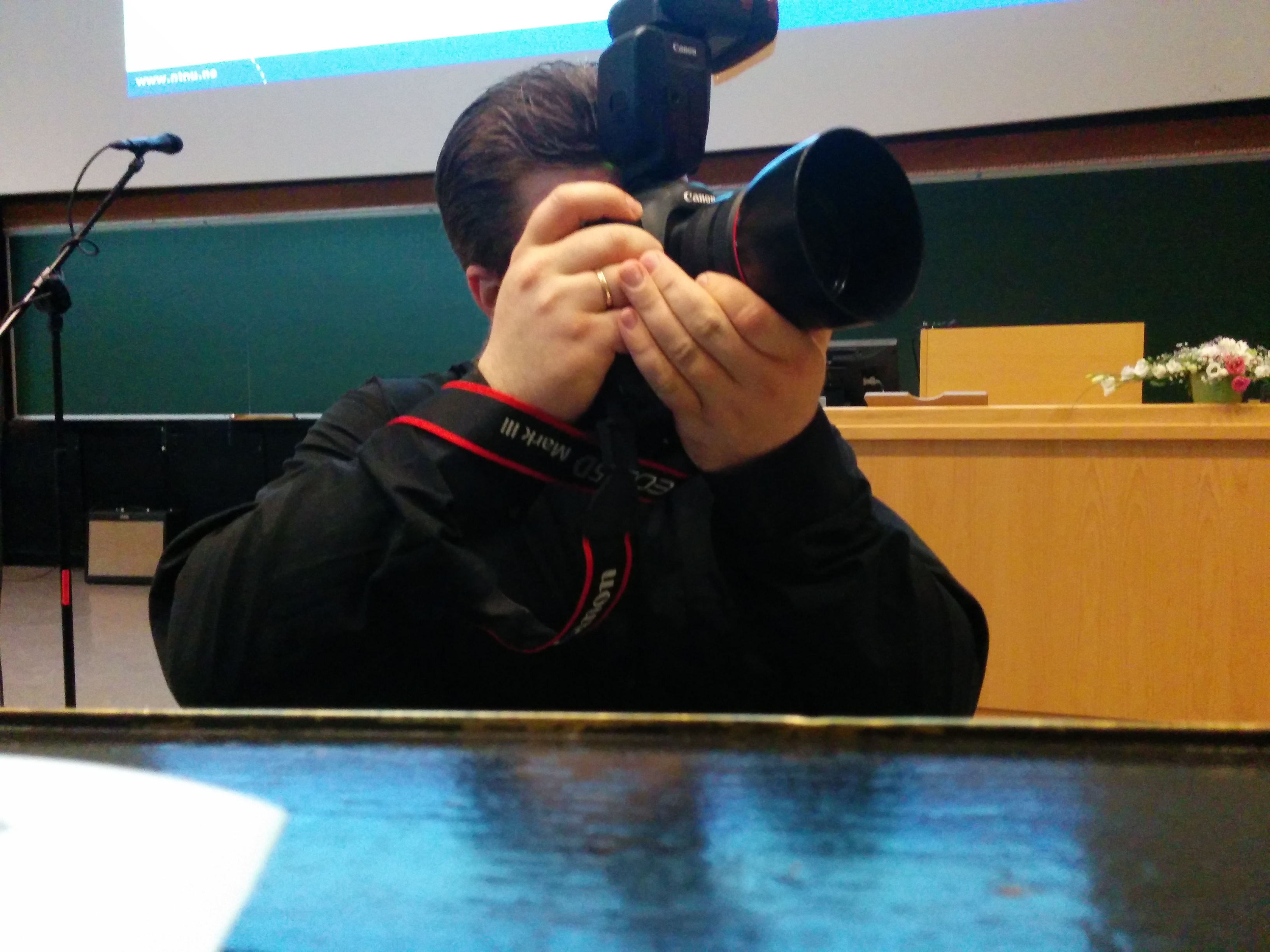 the man behind the #camera @idintnu @imentnu @ntnu